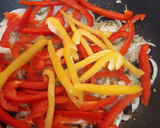 Foto del paso 3 de la receta: Lengua en salsa de pimientos!