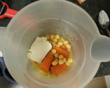 Foto del paso 4 de la receta: Crema fría de garbanzos y zanahoria