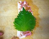 A picture of step 5 of Great in Bentos- Pork Rolls with Umeboshi, Shiso Leaves, and Cheese.