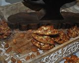 A picture of step 9 of Almond Cookies کوکی بادامی.
