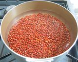 A picture of step 1 of Chunky Adzuki Bean Paste and Zenzai Red Bean Soup.