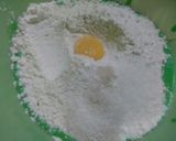 Foto langkah ke 2 dari resep 13.Donat nasi rasa pandan empuk #bikinramadanberkesan.
