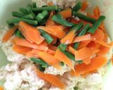 A picture of step 4 of Restaurant-Style Persimmon Shira-ae.