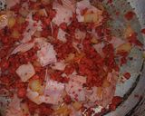 Foto del paso 4 de la receta: Papas con longaniza y jamón 😋😋