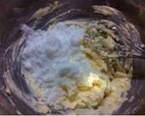 A picture of step 2 of Candied Chestnut Poundcake.