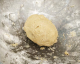 Foto del paso 2 de la receta: Galletitas sabor a pipas con adornos de glaseado