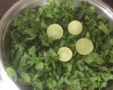 A picture of step 2 of Garlic Mint Chutney.