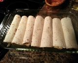 A picture of step 5 of Green Chile Chicken Enchiladas.