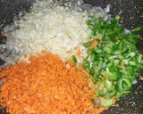 A picture of step 3 of Masala cheese macaroni.