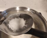 Foto del paso 3 de la receta Macarrones con bechamel de romero y guindilla