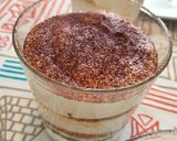 Foto del paso 4 de la receta: Tiramisú de queso batido en vaso