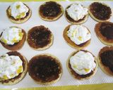 A picture of step 8 of Tiramisu-like Dorayaki.