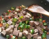 Foto langkah ke 2 dari resep Daging cabe hijau.