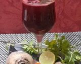 A picture of step 5 of Beetroot, Carrot and ginger juice.