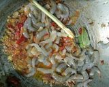 Foto langkah ke 5 dari resep Udang pedas manis.