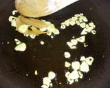 A picture of step 2 of Olive oil and Garlic Prawns.
