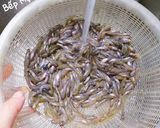 Hình bước làm 1 của món Cá bống dặm kho tiêu