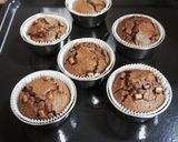 A picture of step 6 of Chocolate Banana Muffins.