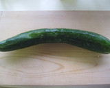A picture of step 1 of Pounded Cucumber Sprinkled with Sesame Salt.
