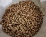Sprout moth beans papdi chaat recipe step 1 photo