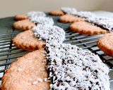 A picture of step 10 of Oatmeal & Coconut 🥥 Cookies!!.