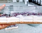 A picture of step 4 of Blueberry Swirl Cheesecake.