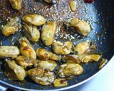 A picture of step 12 of Shiso-Scented Oysters Marinated in Oil.