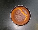 A picture of step 4 of Rose Mango Cake.