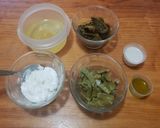 Foto del paso 1 de la receta: Omelette de claras con rajas, nopales y requesón