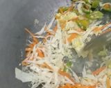Foto langkah ke 3 dari resep Bihun goreng baso.
