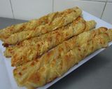 Foto del paso 7 de la receta: Palitos de hojaldre de queso