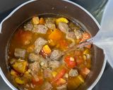 Foto langkah ke 3 dari resep Goulash Beef Stew.