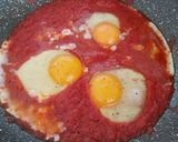 Foto del passaggio 4 della ricetta Uova in purgatorio a modo mio