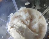 A picture of step 4 of Gond katira mango mousse.