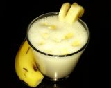 A picture of step 3 of Banana Yogoshake🍌🍨.