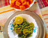 A picture of step 2 of Butter garlic Broccoli with peas 😋(Healthy morning Breakfast).
