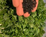 A picture of step 2 of Crispy kale 🥬.