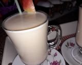 صورة لخطوة 2 من وصفة عصير 🍹 التفاح 🍎 بالحليب 🥛 روعه 👌