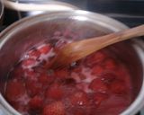 A picture of step 3 of Strawberry Jam.