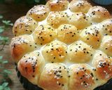 Foto langkah ke 6 dari resep Khaliat al nahal / beehive / honeycomb bread.