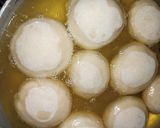A picture of step 5 of Stuffed buns.