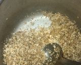 A picture of step 1 of Oats Khichdi.