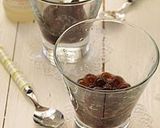 A picture of step 4 of Iced Cafe au Lait with Black Tapioca.