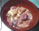 A picture of step 1 of Reduced Vinegar Youlinji Chicken.