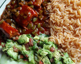 Foto del paso 4 de la receta: Costillas de puerco con chile colorado y nopal
