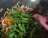 Foto langkah ke 4 dari resep Oseng Oseng Tempe, kacang panjang Wortel.