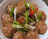 Hình bước làm 1 của món Bò né sốt xíu mại