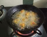 A picture of step 4 of Crispy Mix Veg bhaji Pakodas.