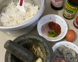 A picture of step 1 of Malay Style Fried rice.