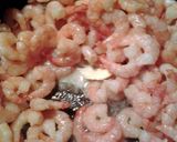 A picture of step 4 of skunks easy shrimp fettuccine Alfredo.